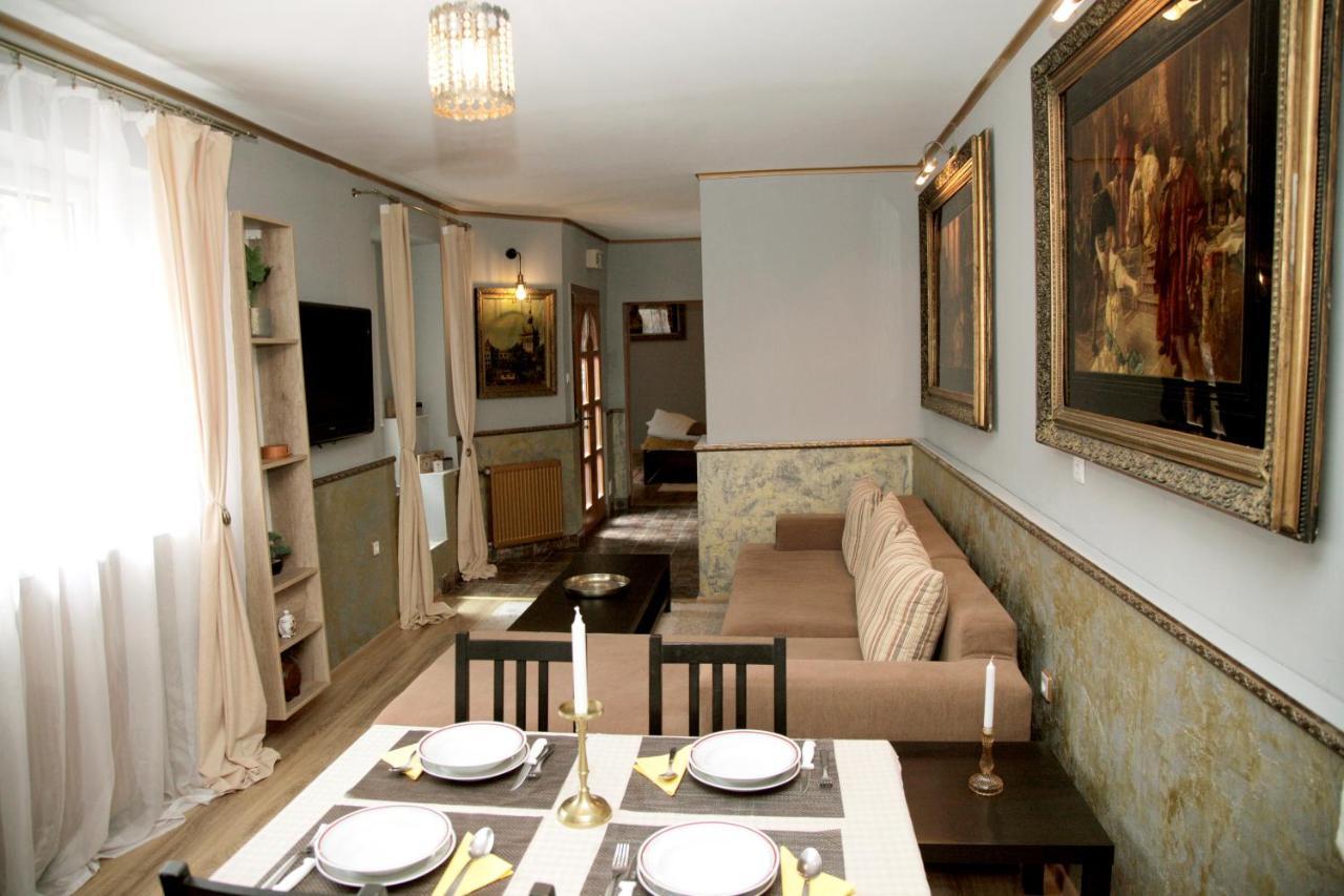 Vintage Apartment - Ultracentral, 2 Dormitoare Sighişoara Exteriör bild